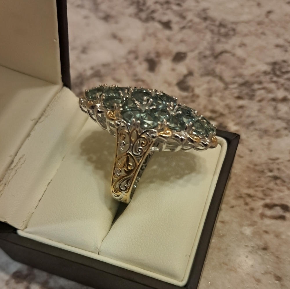 Natural Green Apatite (7.40 cttw) Flower Cluster Ring - Picture 5 of 7